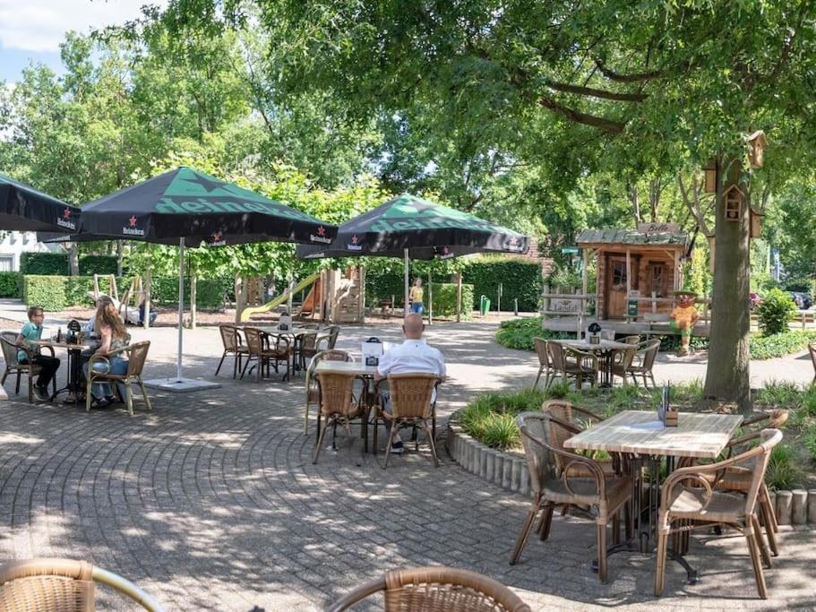 Vrijstaande Recreatievilla Met Ruime Omheinde Tuin Posterholt Экстерьер фото