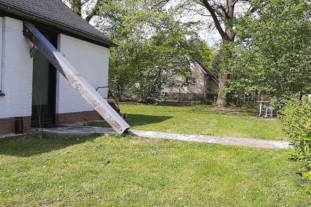 Vrijstaande Recreatievilla Met Ruime Omheinde Tuin Posterholt Экстерьер фото